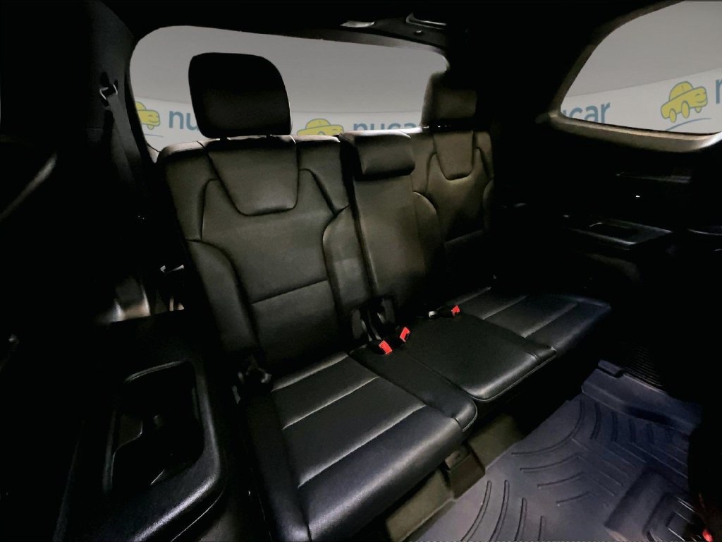 Used 2024 Black Kia SX X-Line image 17