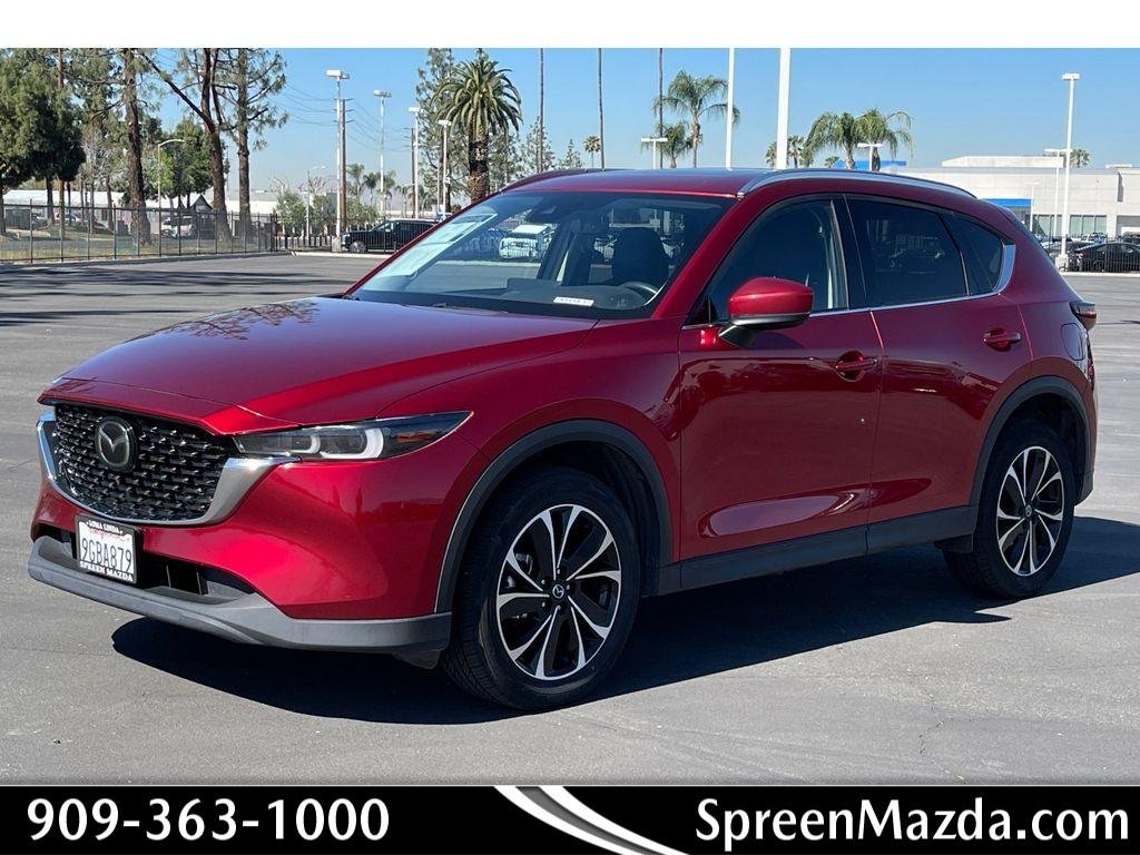 2023 Mazda CX-5 S Premium package