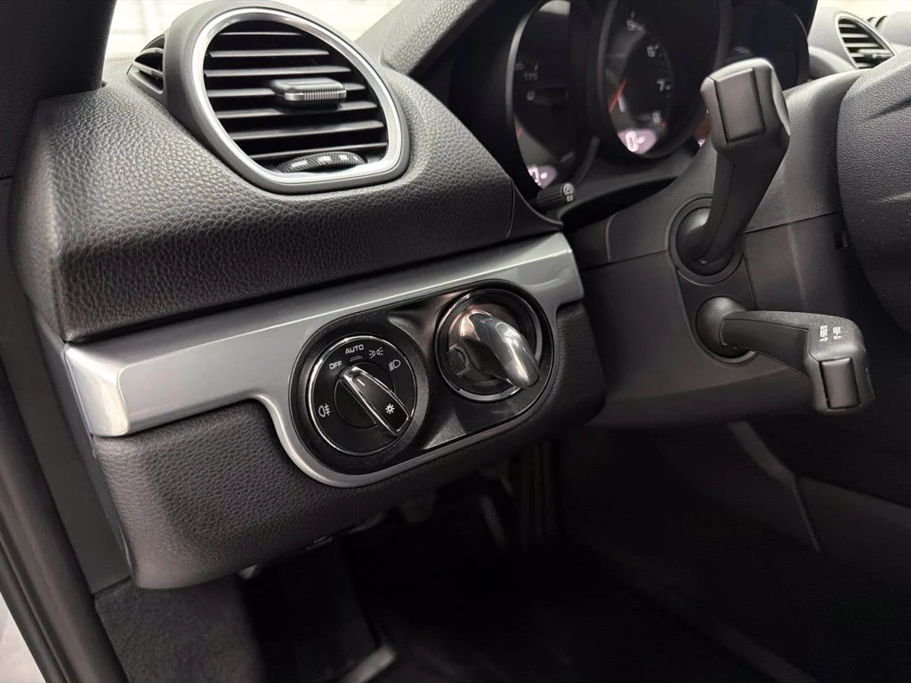 Used 2025 Gray Porsche Base image 25