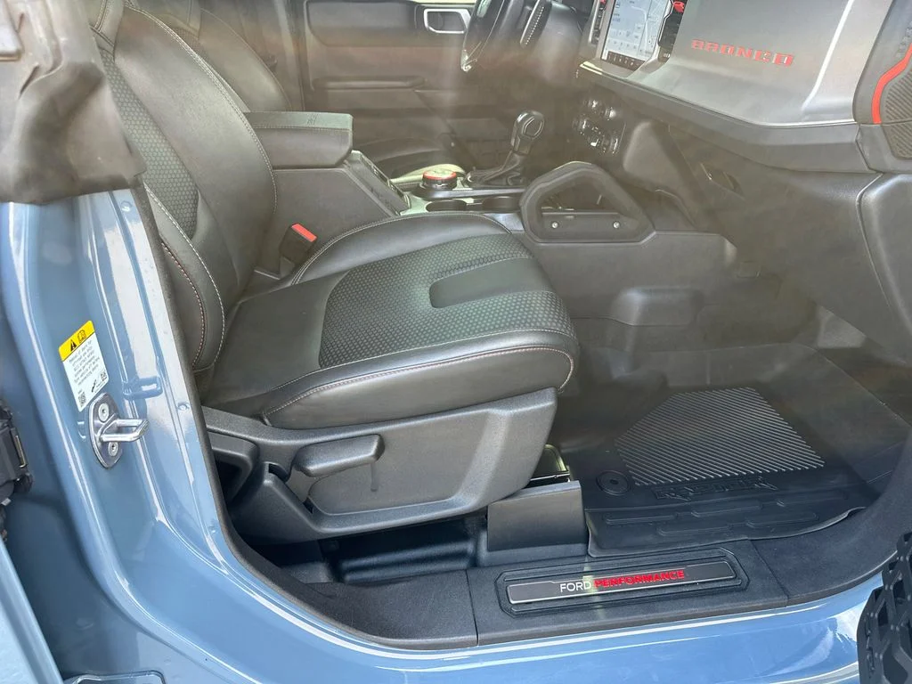 Used 2024 Gray Ford Raptor image 13