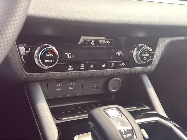 New 2026 Gray Mitsubishi SE image 21