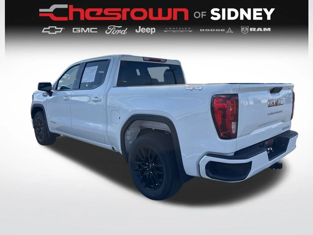 Used 2023 White GMC Elevation image 3