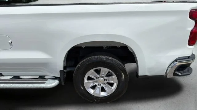 Used 2025 Summit White Chevrolet WT image 33