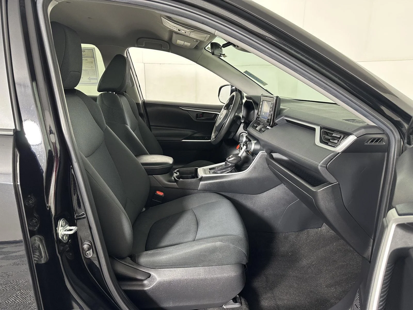 Used 2021 Midnight Black Metallic Toyota LE image 17