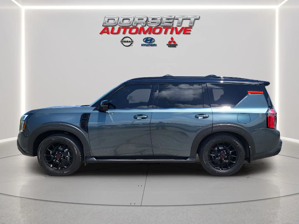 Used 2025 Alpine Metallic/Super Black Nissan PRO-4X image 9