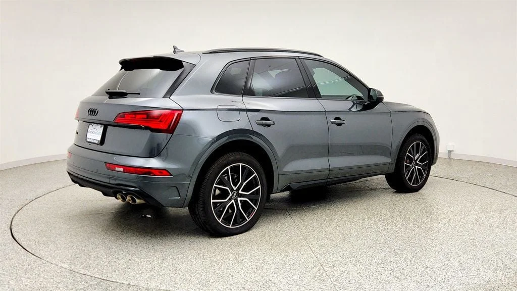 Used 2022 Daytona Gray Pearl Effect Audi Prestige 3.0 TFSI quattro w/ Sport Exhaust Tips, Black Optic Pkg image 5