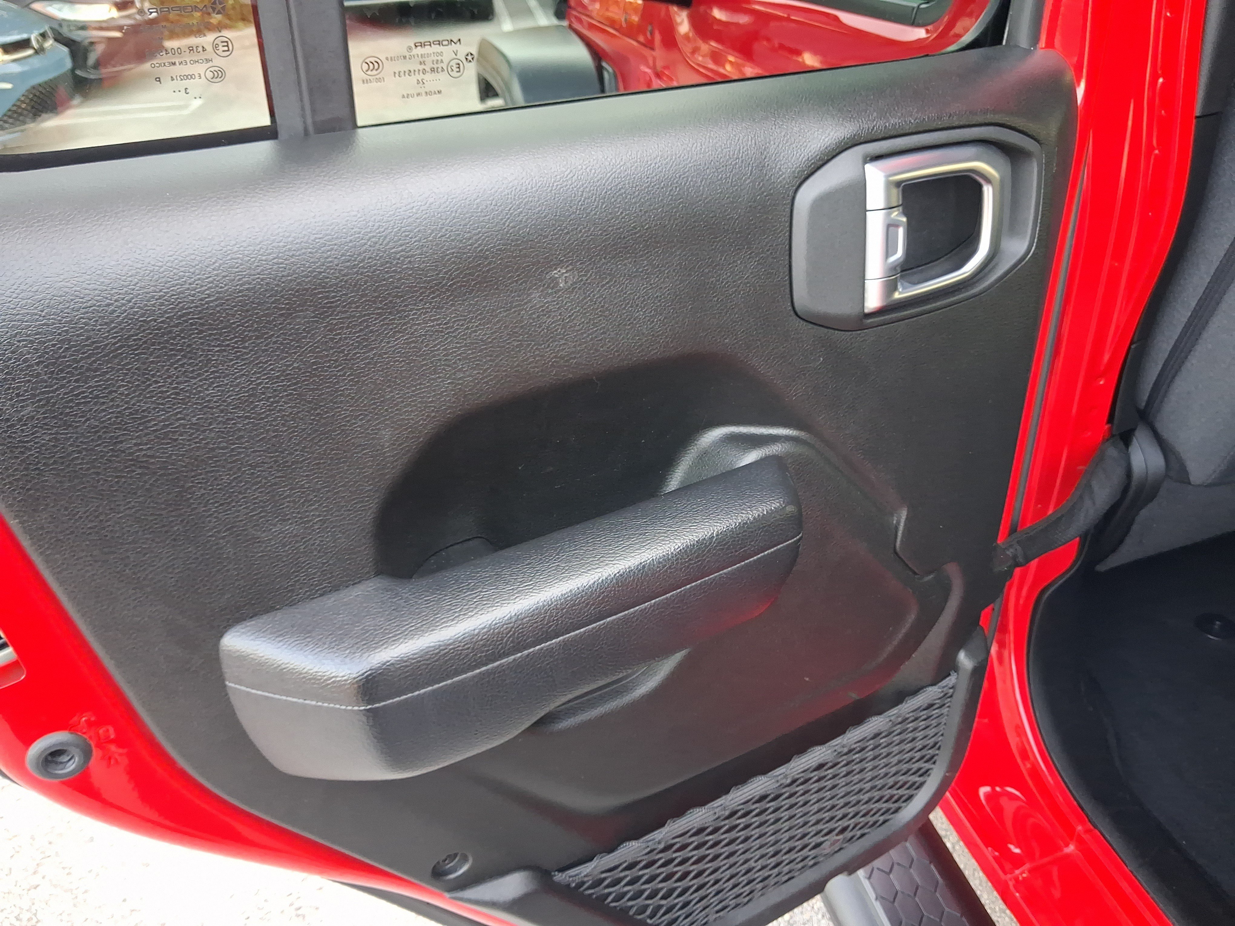 Used 2024 Red Jeep Sport S image 12