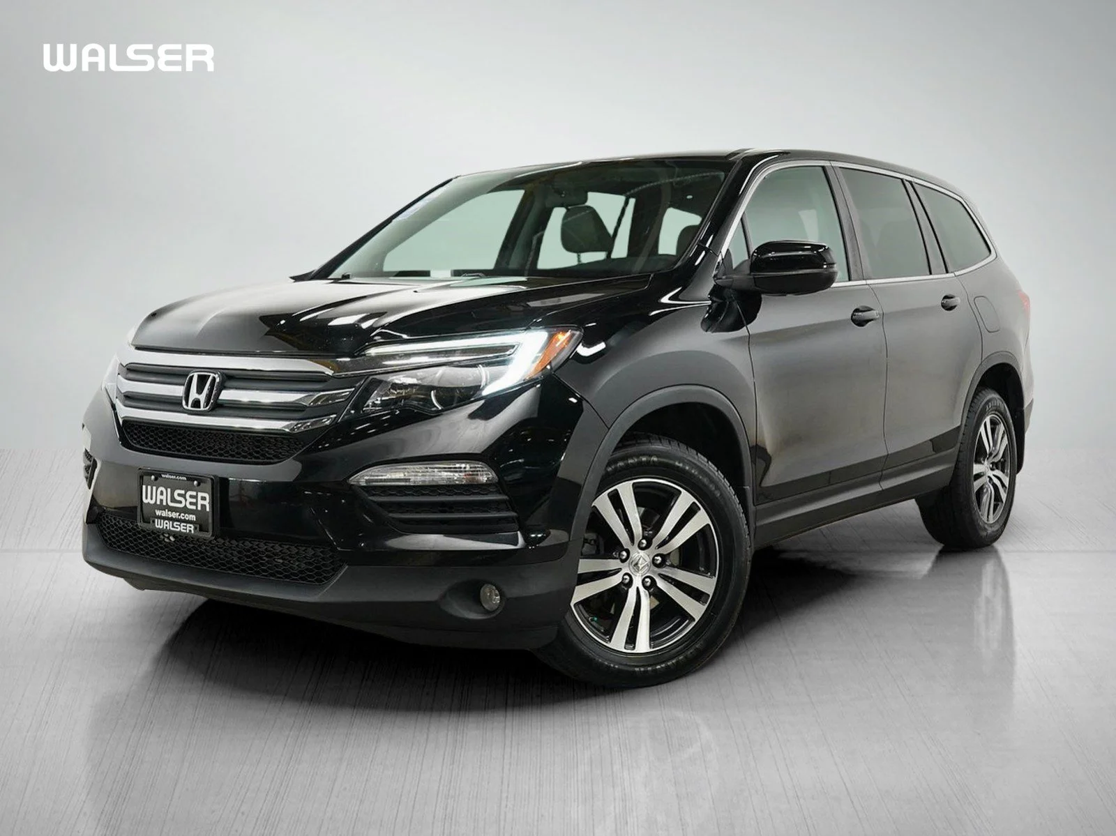 Used 2017  Honda ex image 1