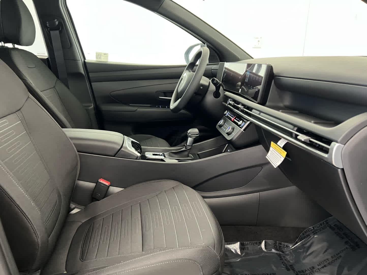 Used 2025 Sage Gray Hyundai SE image 28