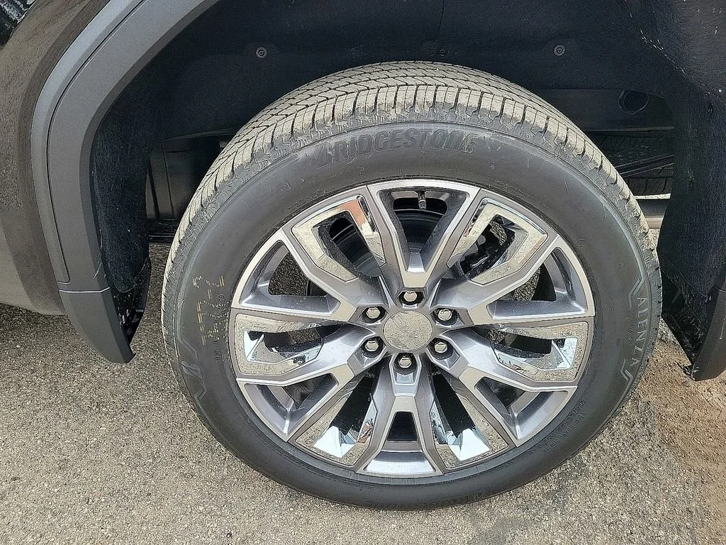 2026 GMC Sierra 1500 Denali - Photo 9