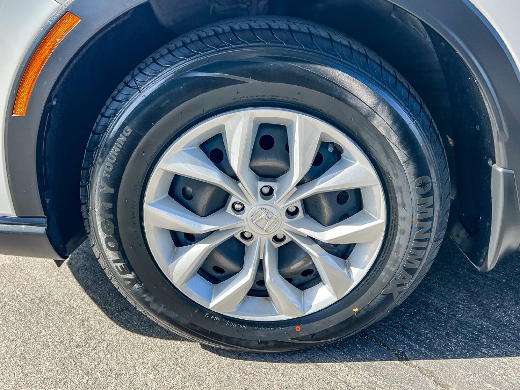 Used 2023 White Honda LX image 10