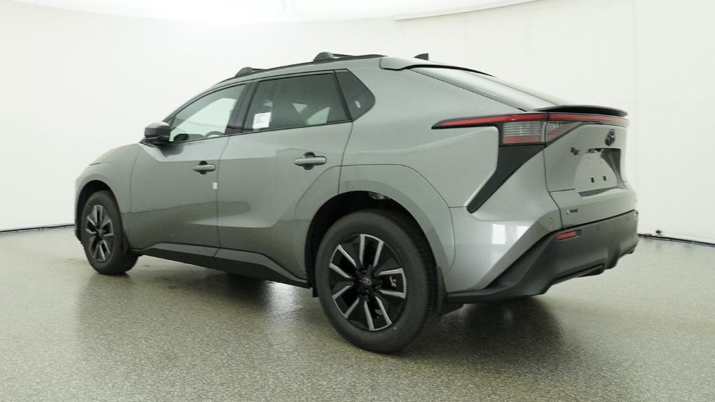 New 2026 Heavy Metal Toyota XLE image 52