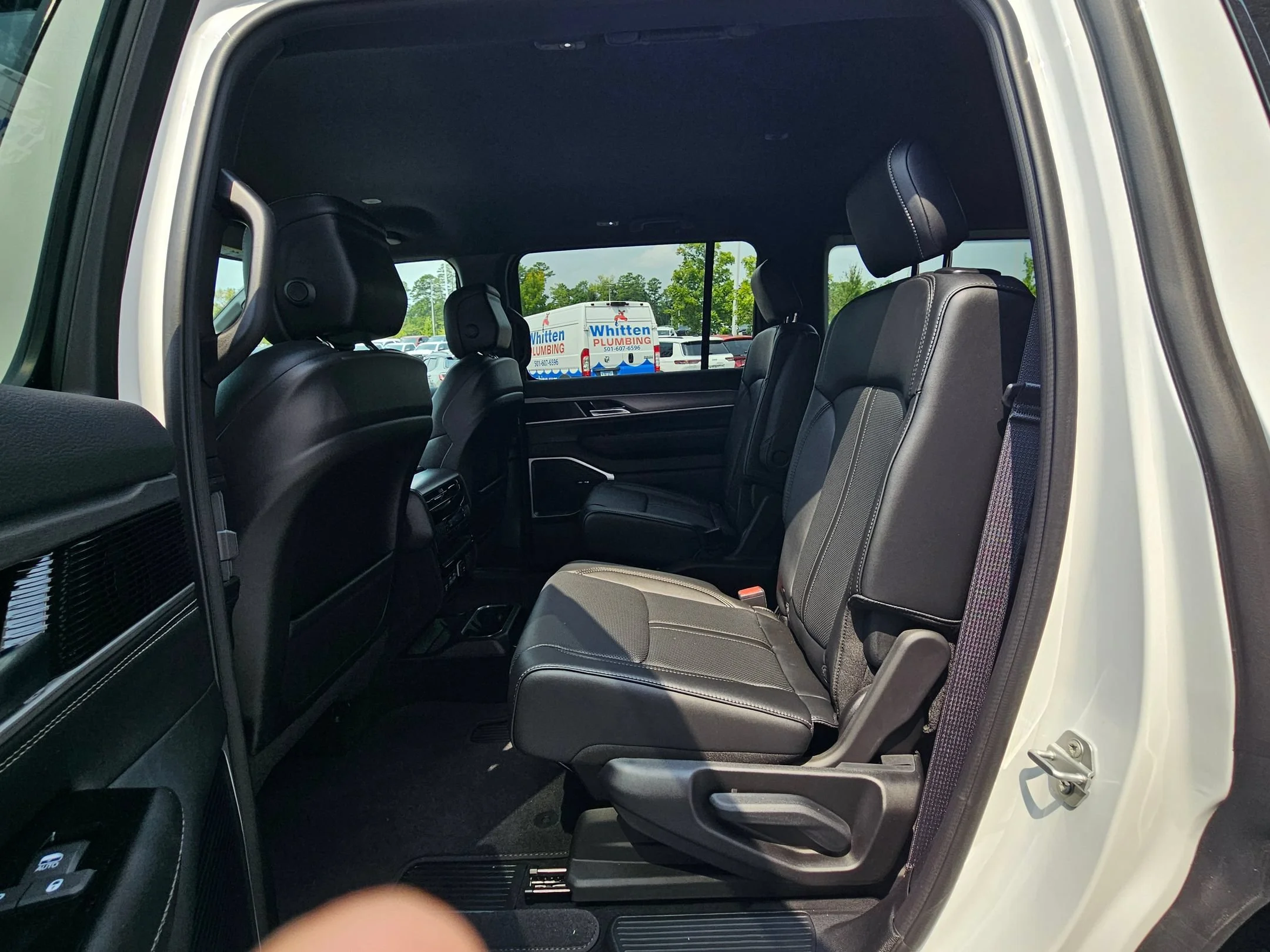 New 2026 Bright White Clearcoat Jeep  image 23