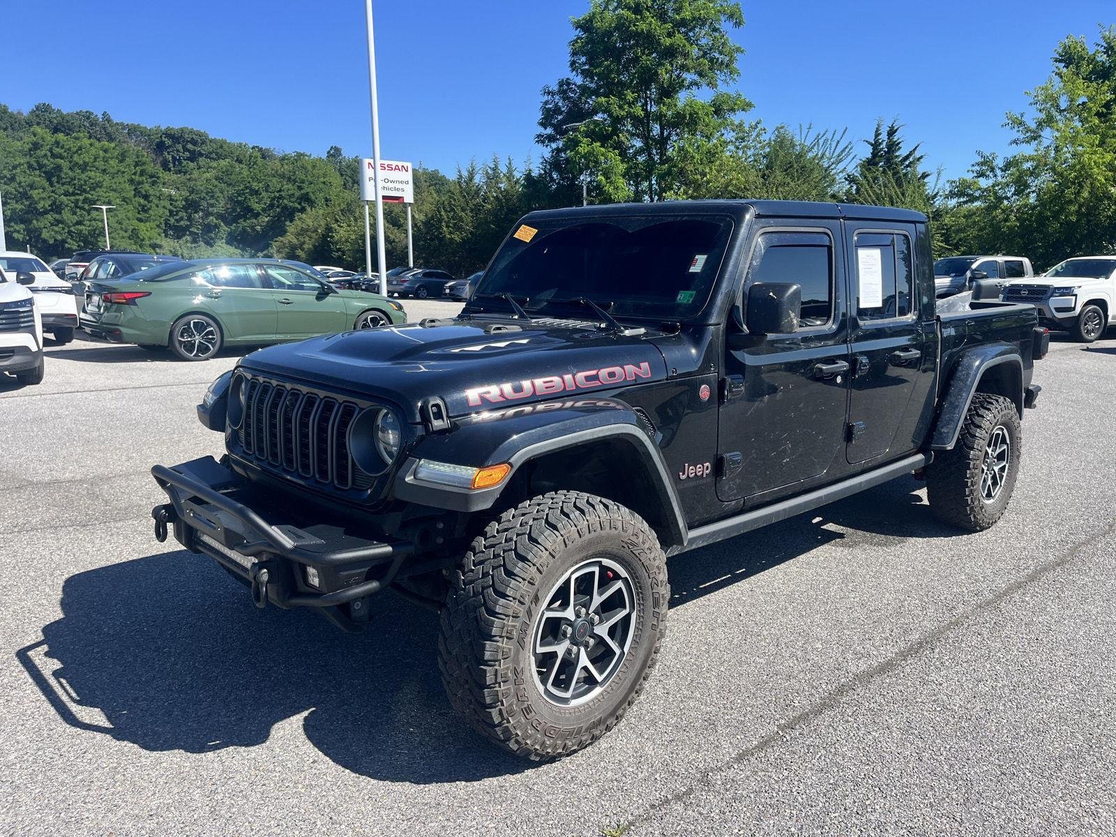 Used 2025 Black Clearcoat Jeep Rubicon image 3