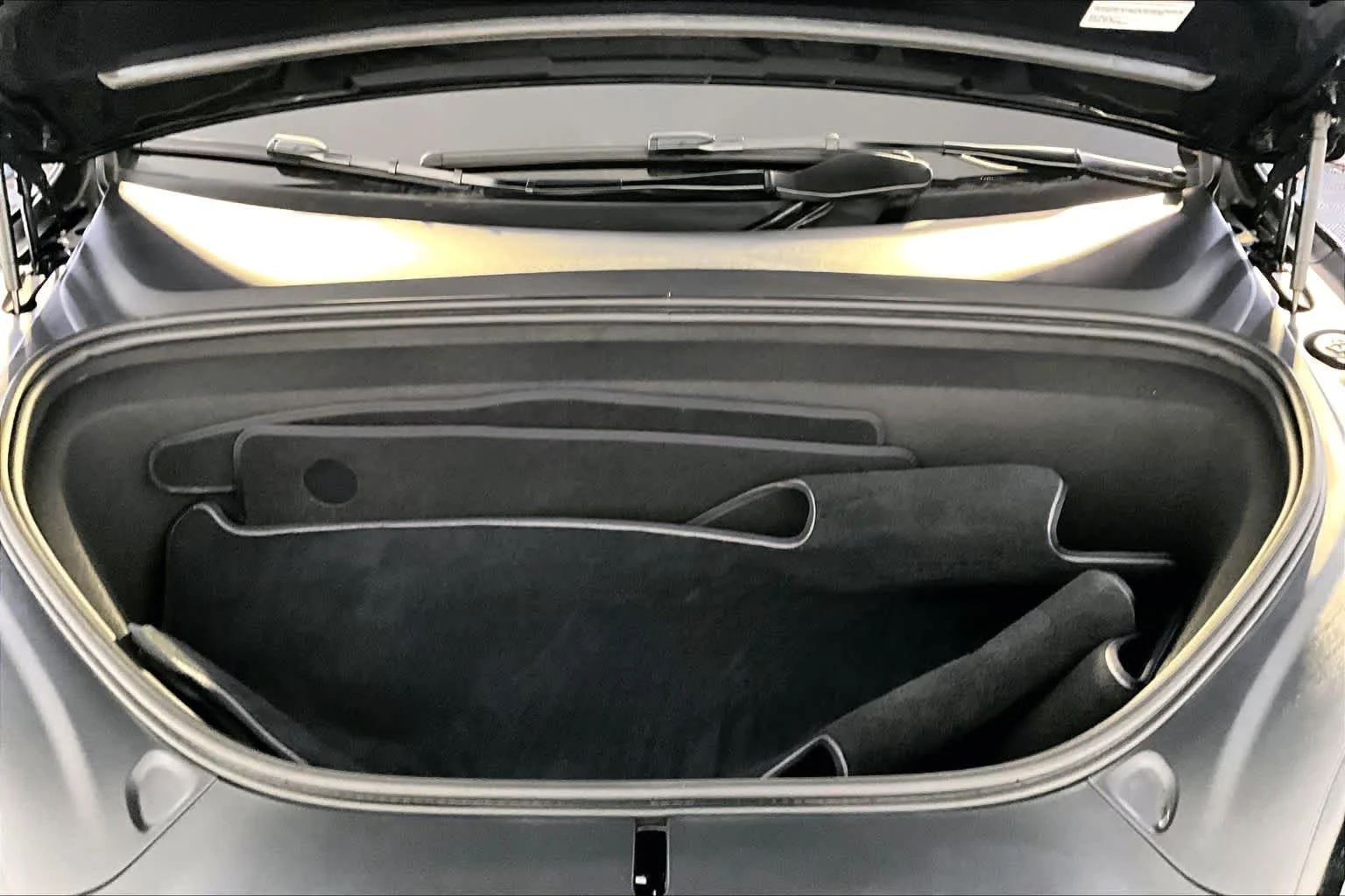 Used 2024 Pearl White Multi-Coat Tesla  image 28
