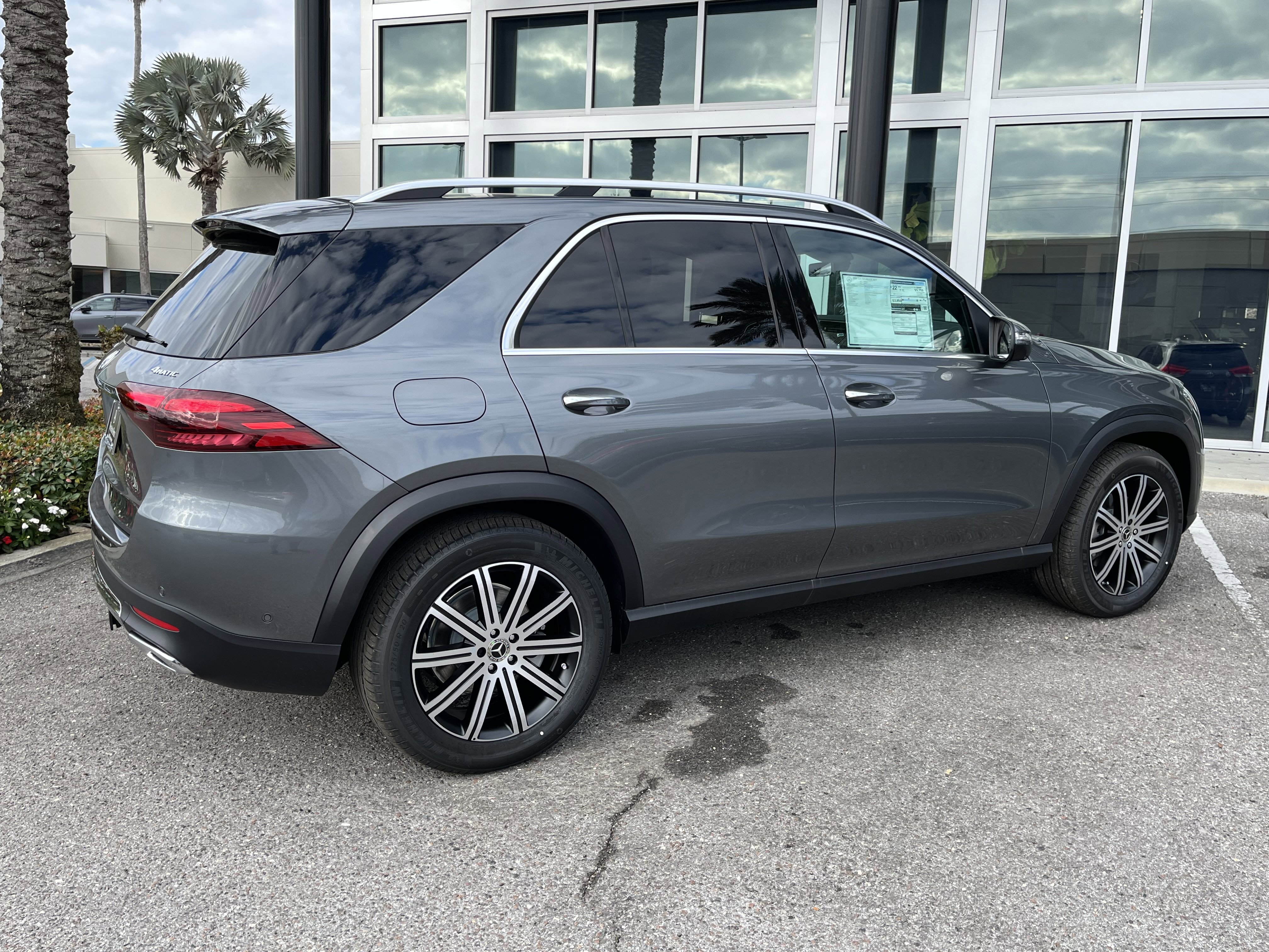 New 2026 Selenite Grey Metallic Mercedes-Benz GLE 350 image 7