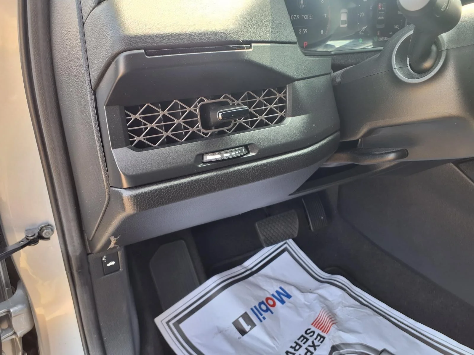 Used 2025 Silver Honda LX image 14