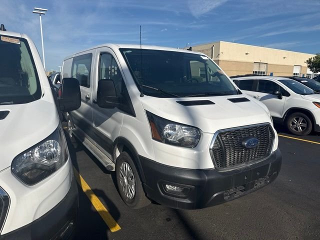 Used 2025 White Ford Base image 1