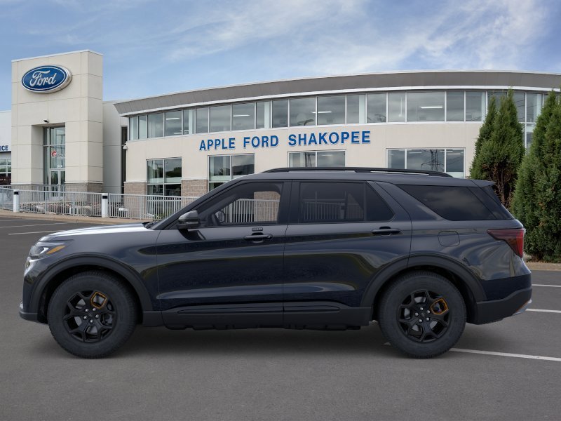 New 2026 Black Metallic Ford Tremor image 5
