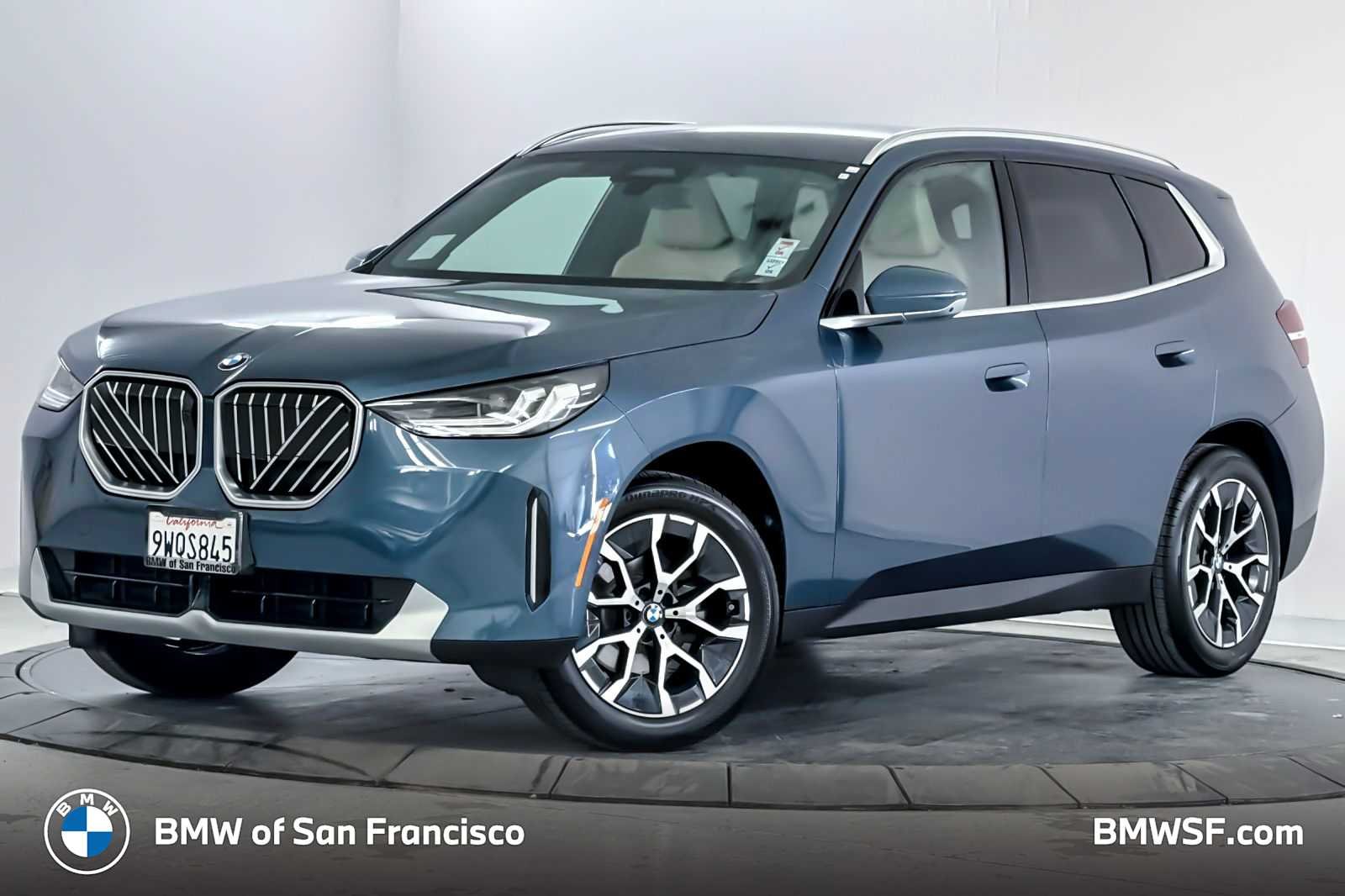 2026 BMW X3 30 XDRIVE's photo