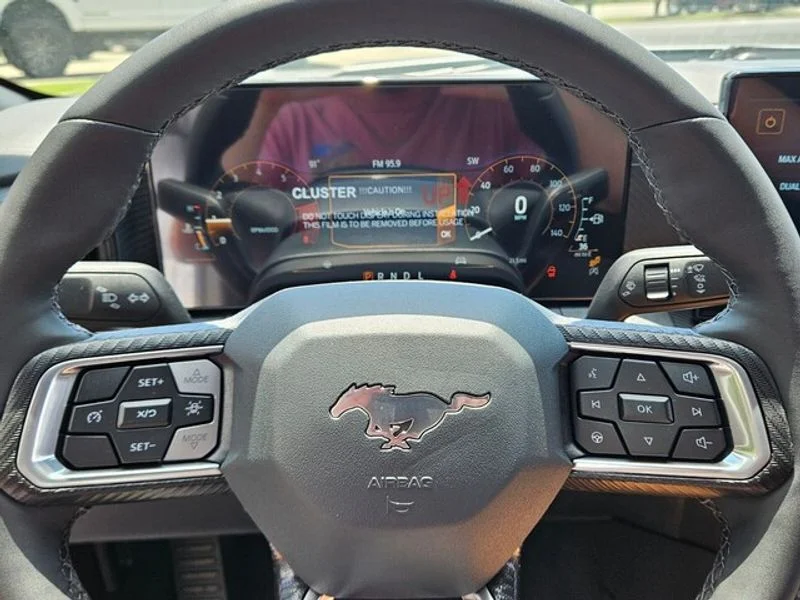 2025 Ford Mustang EcoBoost Fastback - Photo 23