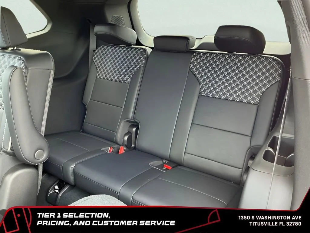 2026 GMC Acadia Denali - Photo 29