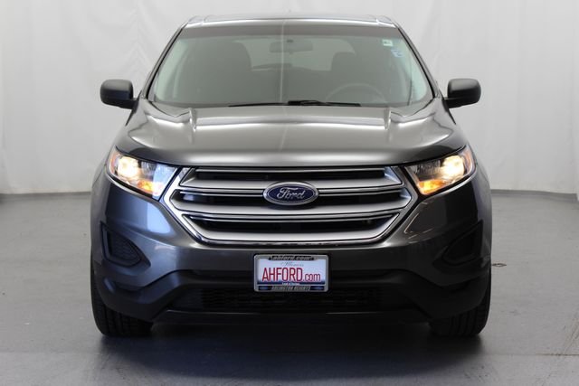 Used 2016 Magnetic Metallic Ford SE image 4