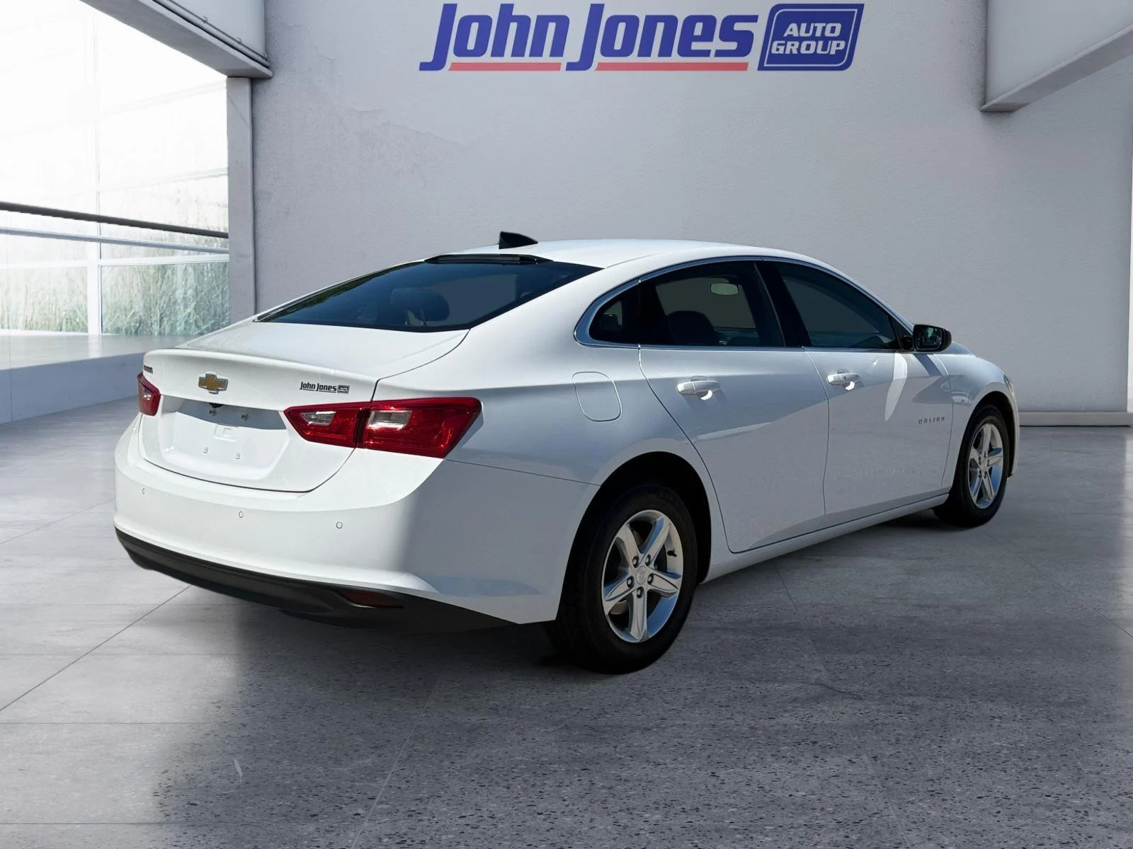 Used 2023 Summit White Chevrolet LS image 5