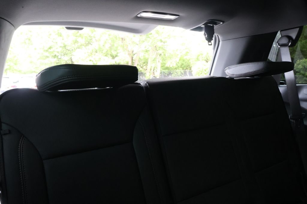 Used 2025 Black Chevrolet High Country image 52