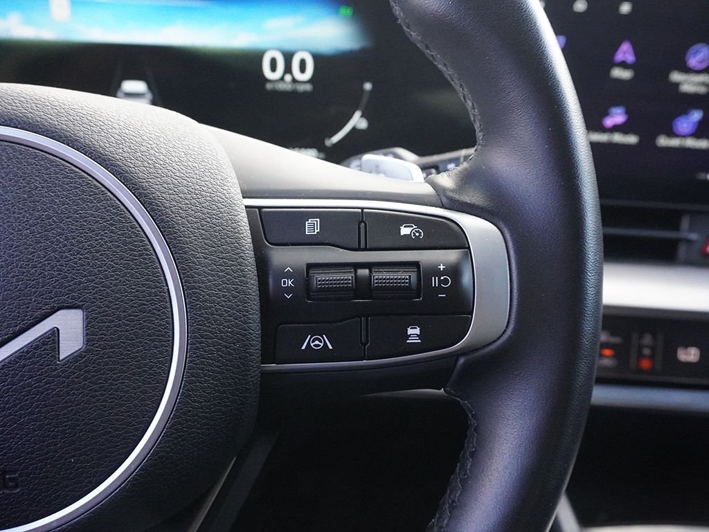 Used 2025 Blue Kia SX-Prestige image 49