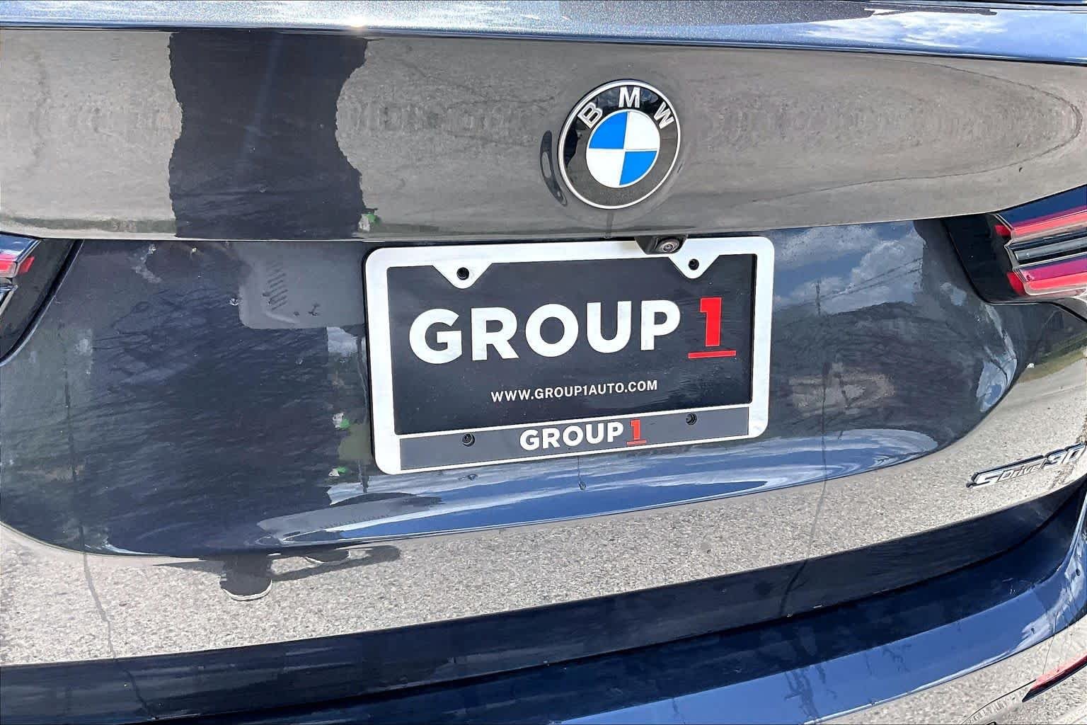Used 2024 Dark Graphite Metallic BMW sDrive30i image 9