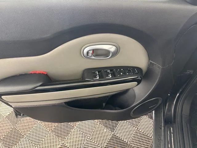 Used 2017 Black Kia Plus image 18