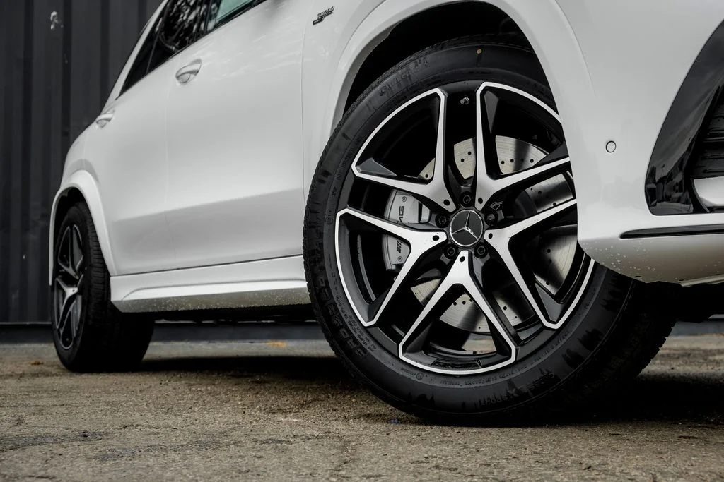 New 2026 Polar White Mercedes-Benz GLE 53 AMG® image 7