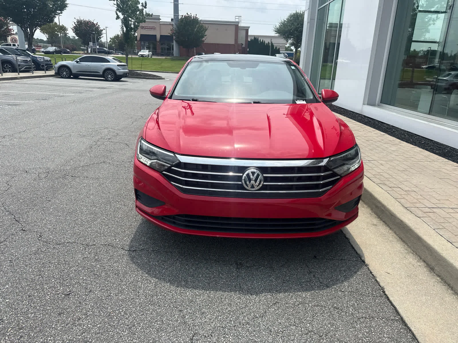 Used 2021 Tornado Red Volkswagen SE image 3