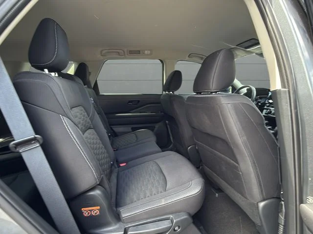 Used 2024 Gray Nissan SV image 10