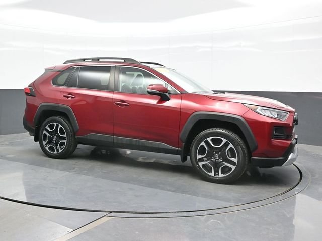 Used 2019 Red Toyota Adventure image 7