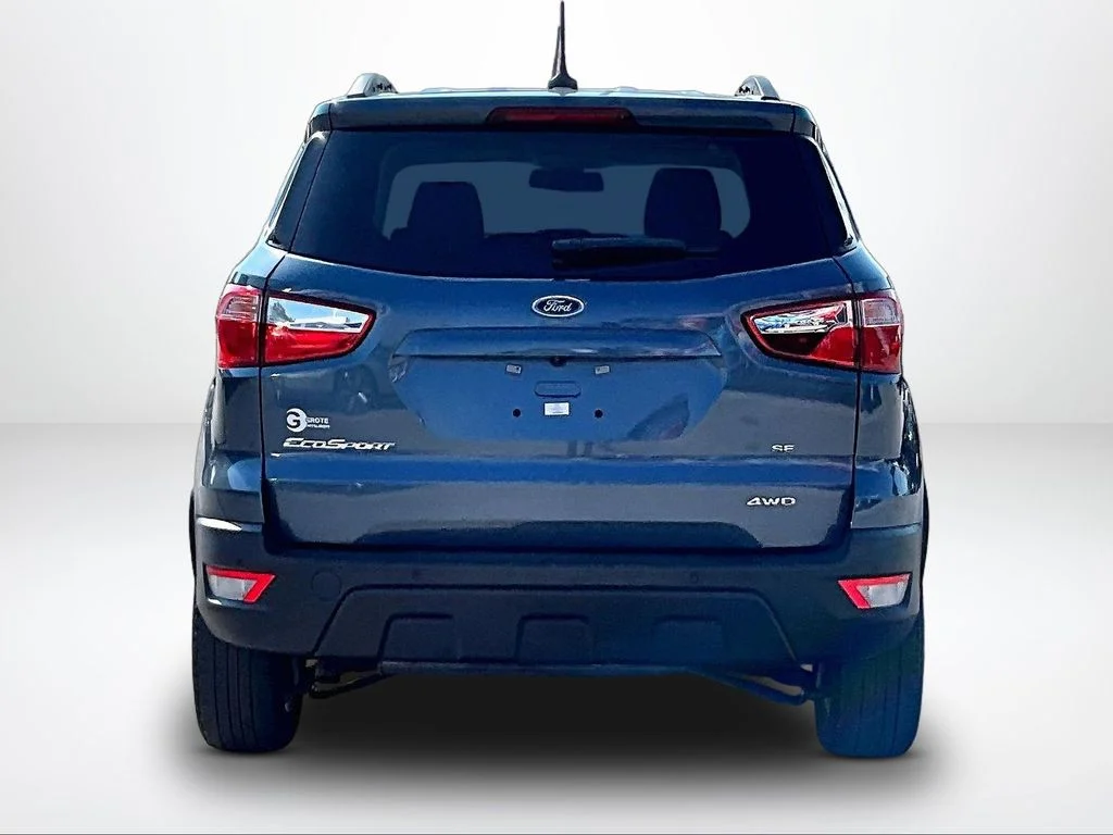 Used 2022 Blue Ford SE image 5