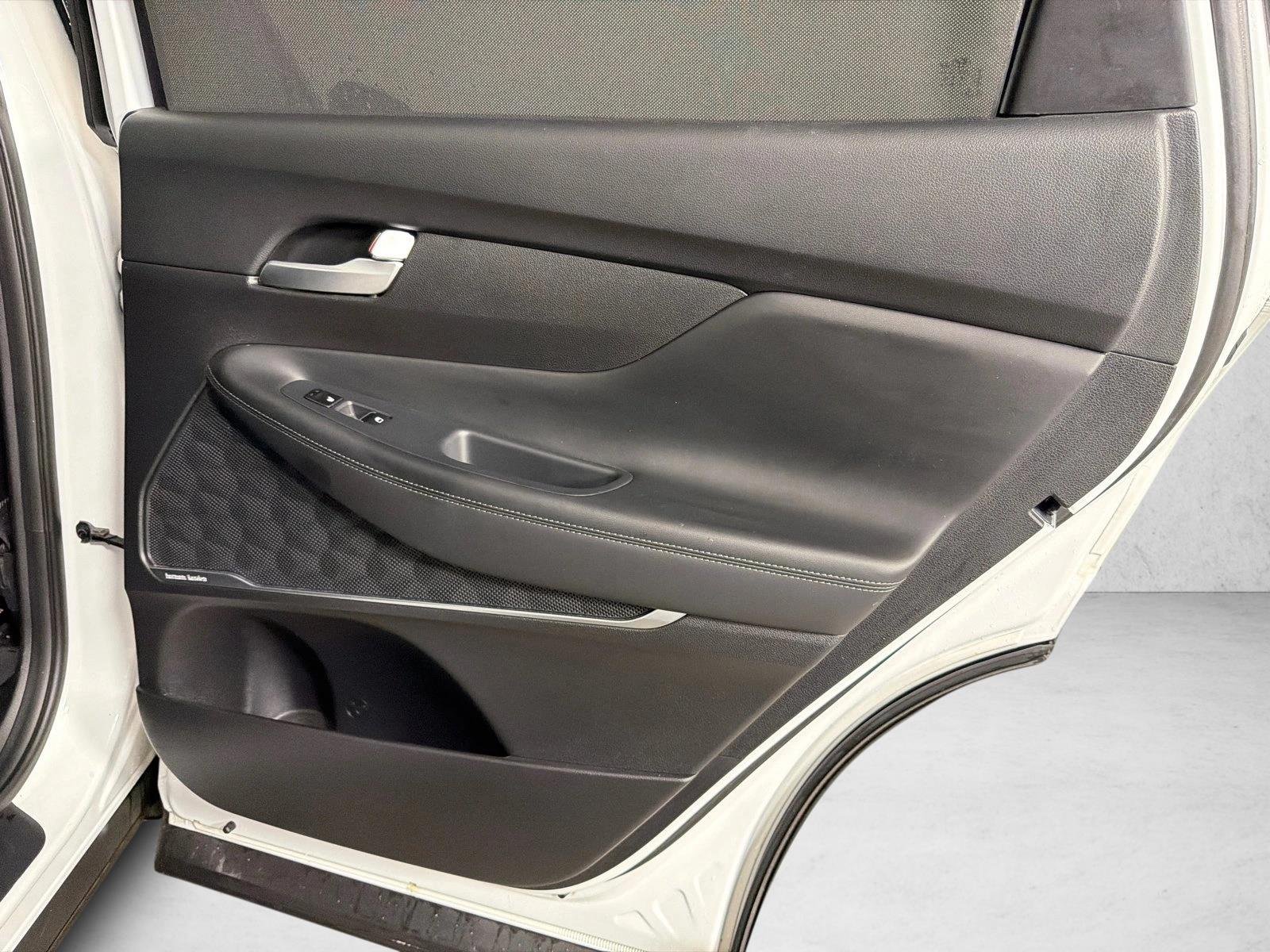 Used 2022 Quartz White Hyundai Limited image 18