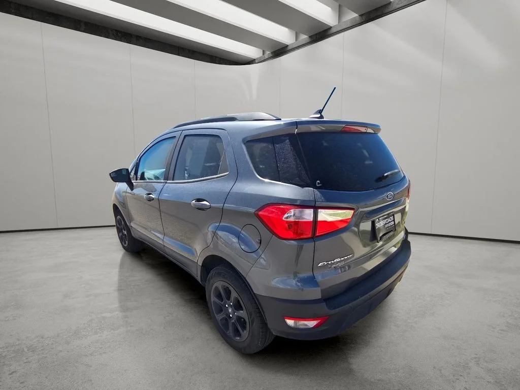 Used 2020 Smoke Metallic Ford SE image 3