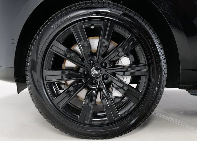 2025 Land Rover Range Rover SE - Photo 9