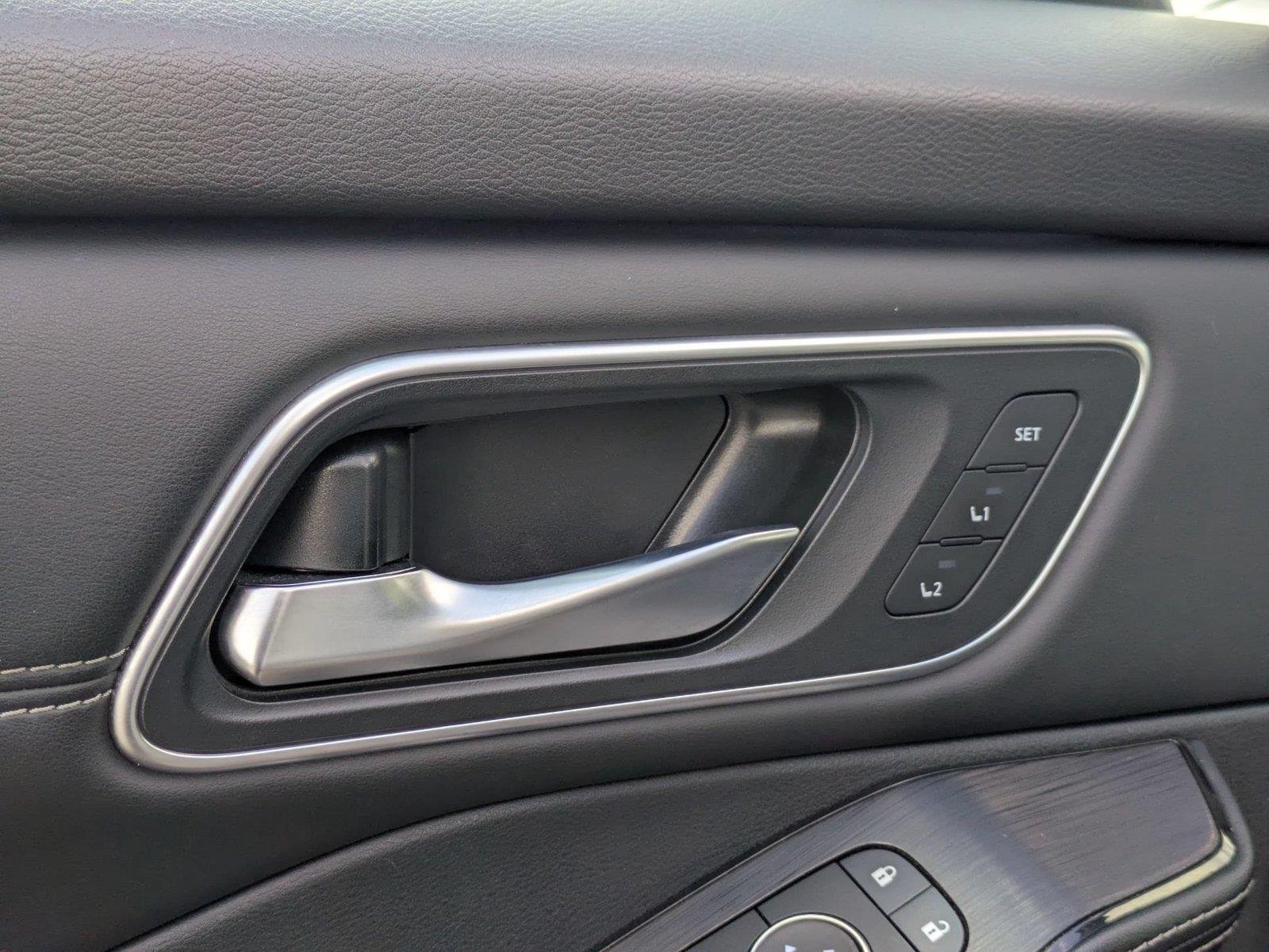 Used 2024 Boulder Gray Pearl Nissan Platinum image 12