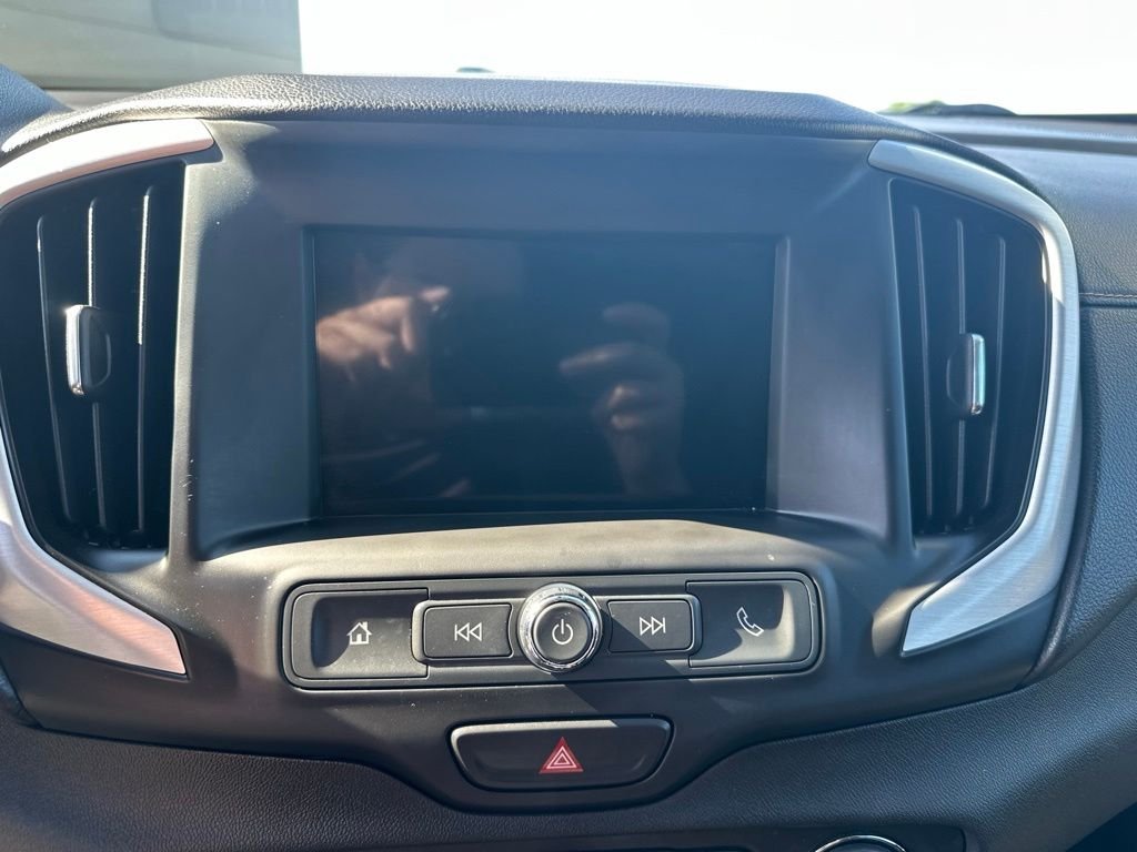 Used 2019 Black GMC SLE image 19
