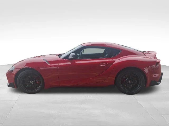 Used 2026 Red Toyota 3.0 image 4