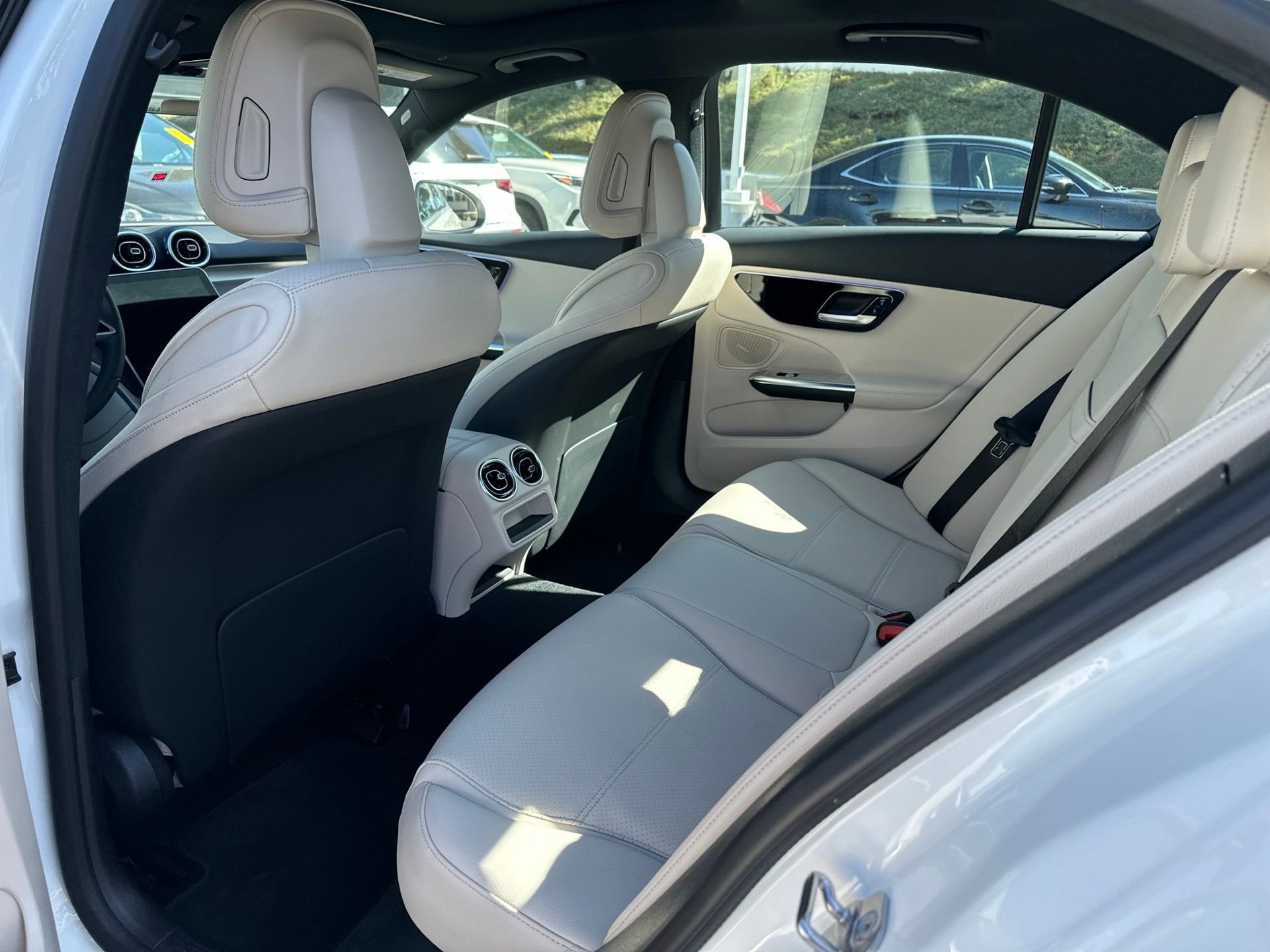 Used 2026 White Mercedes-Benz C 300 image 10