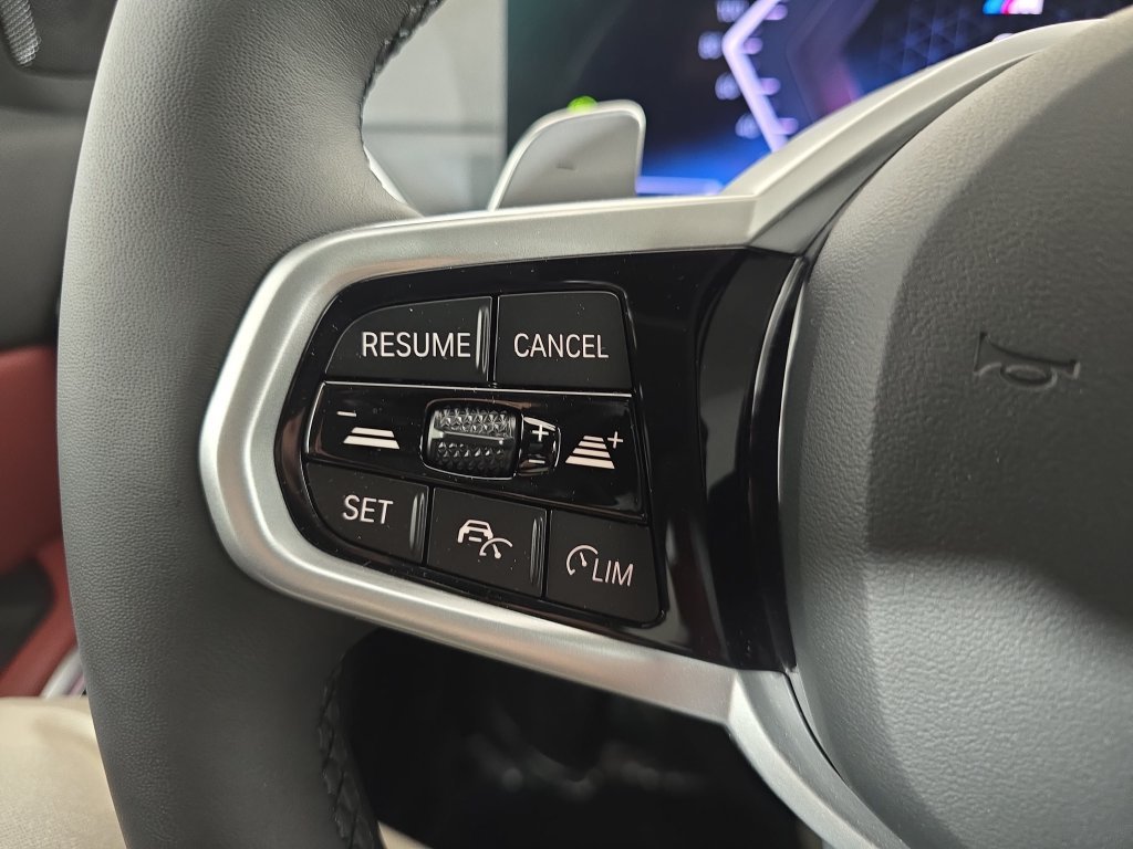 New 2026 Black Sapphire Metallic BMW 330i xDrive image 17