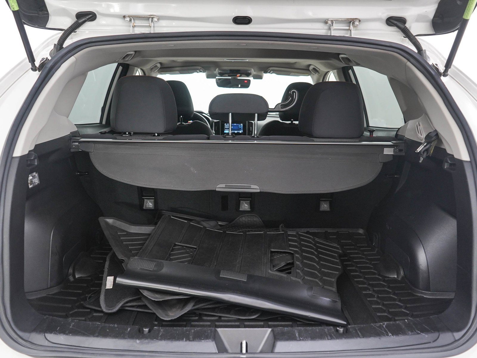 Used 2020 Crystal White Pearl Subaru Premium image 11