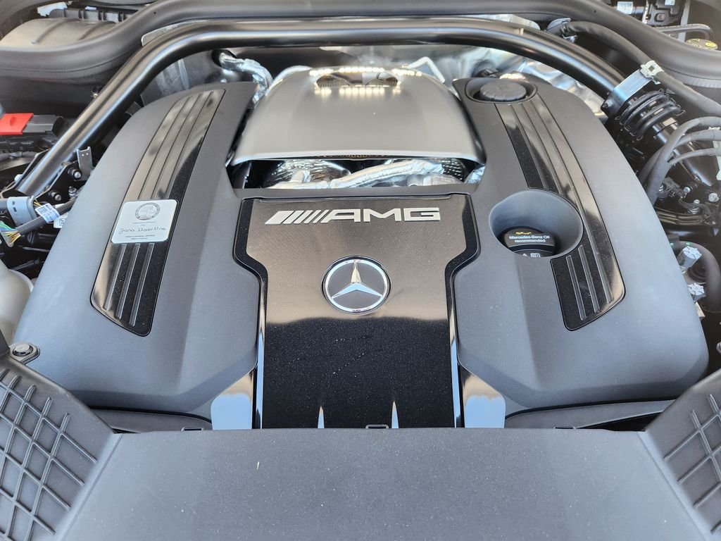 New 2027 MANUFAKTUR Moonlight White Magno Mercedes-Benz AMG® G 63 image 19