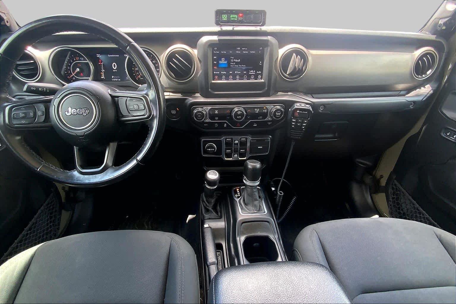 Used 2020 Gator Clearcoat Jeep Sport S image 14