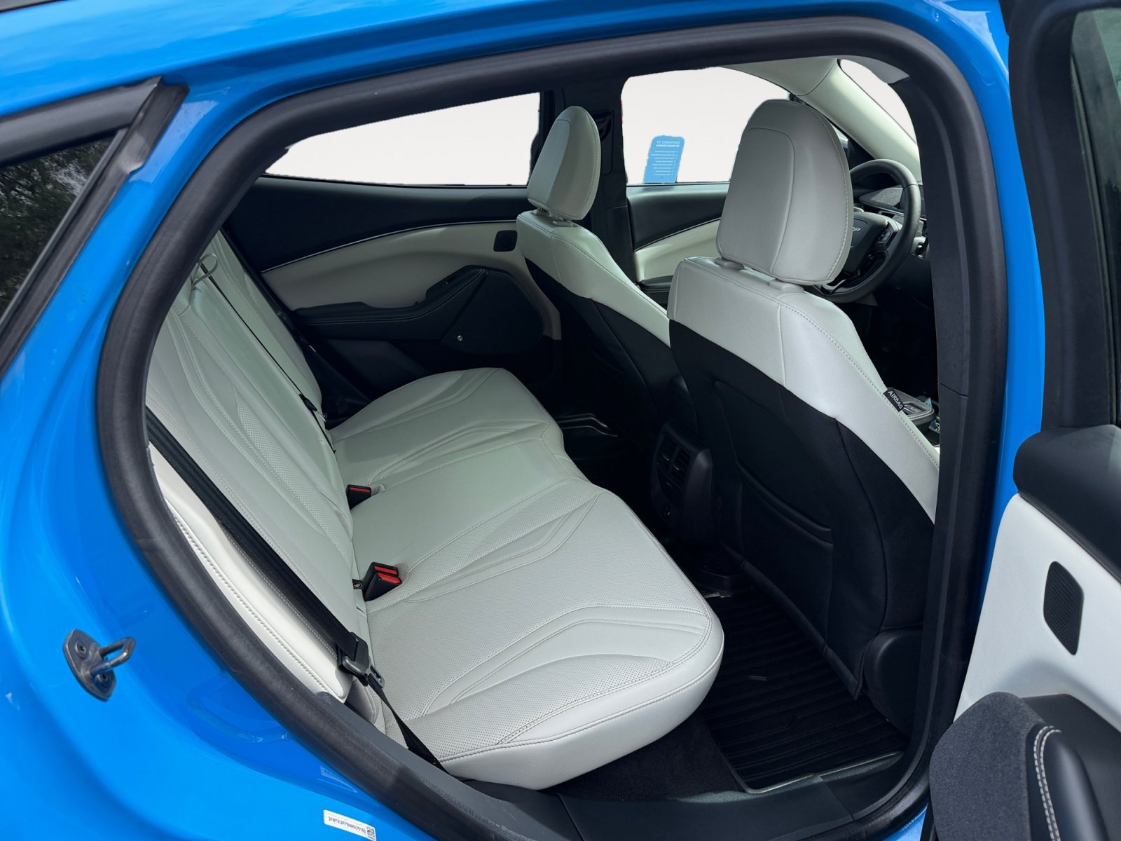 Used 2022 Grabber Blue Metallic Ford Premium image 18