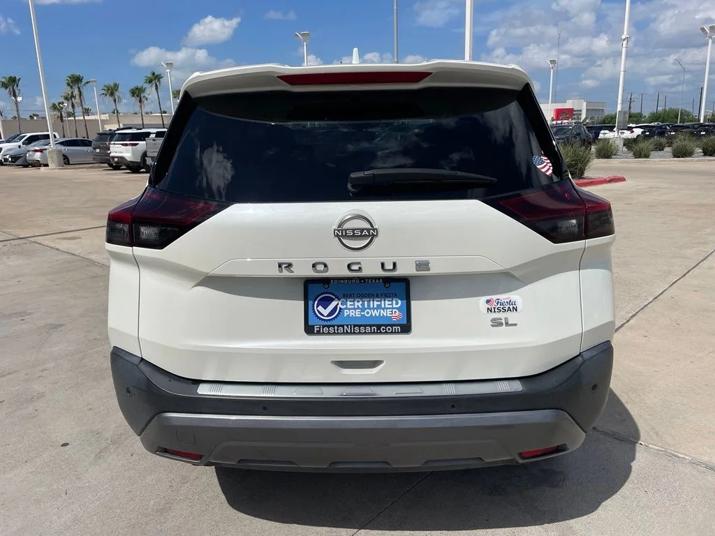 Used 2023 White Nissan SL image 6